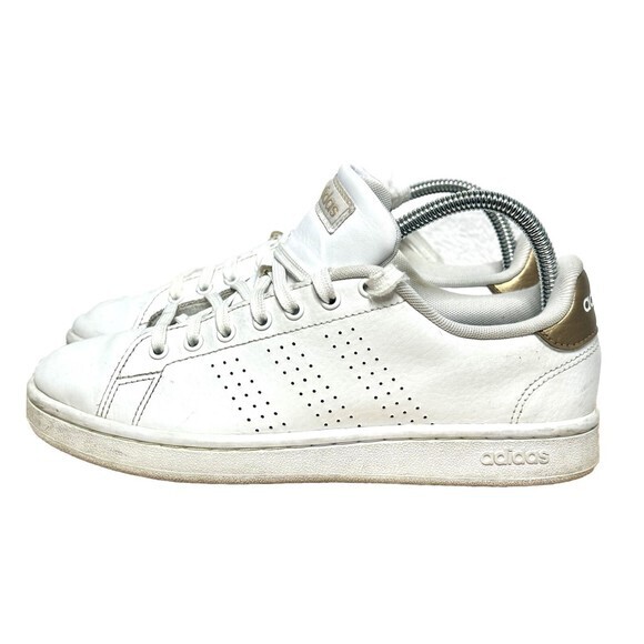 Adidas Advantage Women's Tennis Shoe Size 7.5 White/Gold - Picture 1 of 7